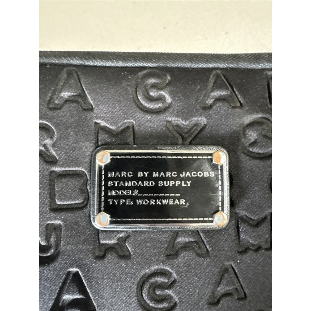 Marc by Marc Jacobs Neoprene Laptop  Zip Case - Black  w/ Logo [13.5 x 9.5]